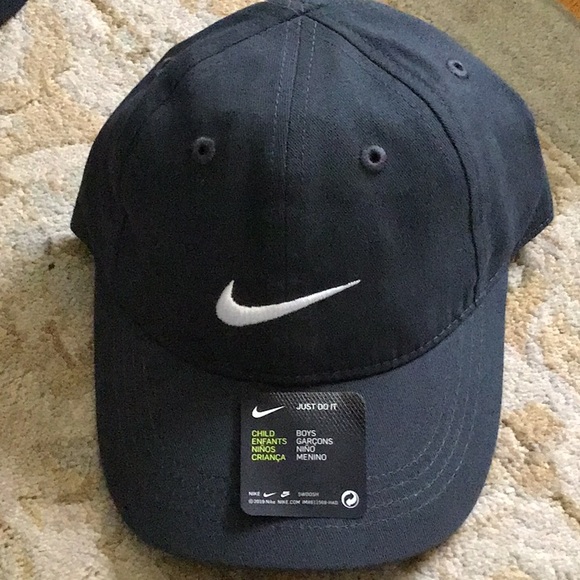 NWT Nike Gray Hat Child Size Hat